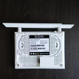 Routeur WiFi à fibre optique XPON ONU 1GE+3FE+POTS 2.4G WiFi à bas prix pour les opérateurs Internet - Product Image 5