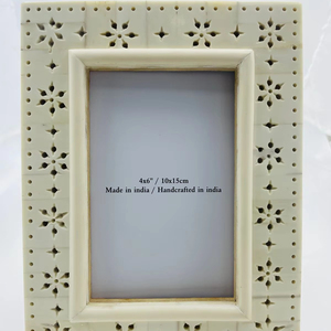 Marco de Fotos de Madera Natural Hecho a Mano, Duradero y Ligero, Moderno y Creativo, Pulido a Mano, Múltiples Tonos de Madera Natural, para Montar en la Pared, para un Hogar Acogedor - Product Image 1