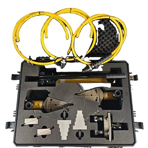 ชุดเครื่องมือแยกหน้าแปลนไฮดรอลิก ENERPAC รุ่น FSH-14H ขนาด 14 ตัน, ชุดแยกลิ่มแบบแยกส่วน 700 บาร์ พร้อมปั๊มมือและสายไฮดรอลิก - Product Image 1
