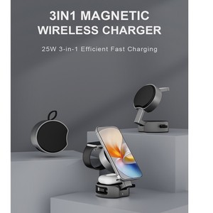 Accessoires pour gadgets intelligents, chargeur sans fil magnétique pliable 3 en 1 portable 15W à charge rapide <span class=keywords><strong>avec</strong></span> câble rétractable pour <span class=keywords><strong>iPhone</strong></span> - Product Image 4