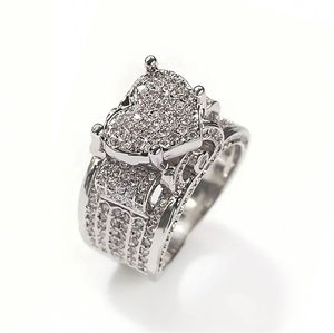 แหวนมอสซาไนต์ทรงหัวใจสไตล์ฮิปฮอป แบบเรโทรพังก์ สำหรับผู้ชายและผู้หญิง  ทำจากเงินแท้ 925 เหมาะสำหรับเป็นแหวนหมั้น  ทันสมัย - Product Image 1