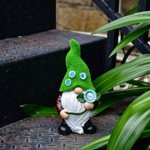 Venta al por mayor de figuritas divertidas de Gnomo de Pascua, estatuas decorativas de resina para jardín, material de poliresina - Product Image 2