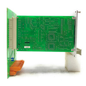 Unidad de Control de Seguridad y Monitoreo D-UG660 0/4-20mA, Nueva, 100% Original, con Pantalla LCD, 24V DC/115-230V AC, para Calderas y Quemadores - Product Image 3