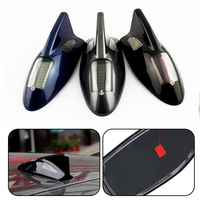 Antenne de voiture en forme d'aileron de requin solaire, lumière d'avertissement LED, spoiler de toit, feu arrière, lampe anti-collision, accessoires de décoration de voiture