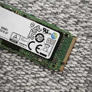 SM951 128G 256 Go 512 Go 1 To M.2 Protocole NVMe Disque SSD PCIe - Product Image 6