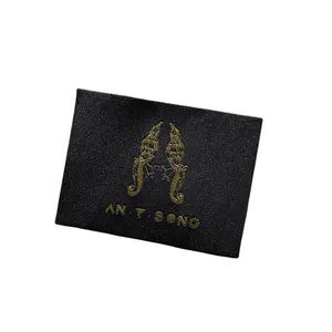 Etiqueta de logotipo DANZK Etiquetas de bainha para roupas de alta densidade com logotipo personalizado por atacado para camisetas