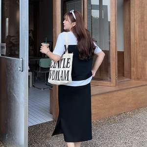 Ensemble femme grande taille Runqi N8718, haut color block effet deux pièces avec jupe fendue taille haute élastique, gris - Product Image 5