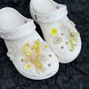 2026 New Style Women's Resin Shoe <strong>Charms</strong> Beautiful Iris Flower Colorful Flower Cluster Butterfly Bead Chain Decoration - Product Image 5
