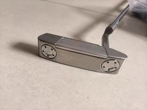 <span class=keywords><strong>Putter</strong></span> de <span class=keywords><strong>golf</strong></span> droit noir forgé de qualité supérieure avec ligne d'alignement - Product Image 4