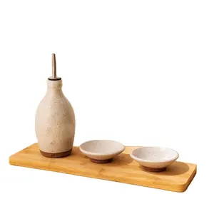 Vintage maculato bianco ceramica olio d'oliva e salsa Set di piatti con vassoio di bambù