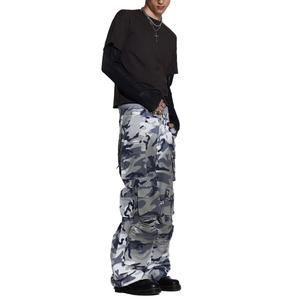 กางเกงคาร์โก้ลายพรางแฟชั่นสไตล์สตรีทแวร์สำหรับผู้ชาย ราคาขายส่ง รับทำโลโก้  มีหลายกระเป๋า สีดำลายพราง - Product Image 5