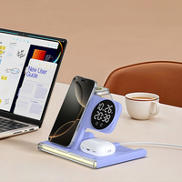 Chargeur sans fil portable pliable 3-en-1 avec horloge numérique intégrée, lumière d'ambiance, charge rapide 15W pour téléphone, montre, usage domestique