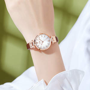 Nouvelle montre élégante pour femme, bracelet délicat, petite montre étanche exquise pour femme - Product Image 2