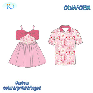 Set Coordinato Famiglia in Tessuto Elasticizzato: Abito a Rete con Fiocco per Ragazze <span class=keywords><strong>e</strong></span> Polo a Maniche Corte per Uomini, Abbigliamento Genitore-Figlio - Product Image 3