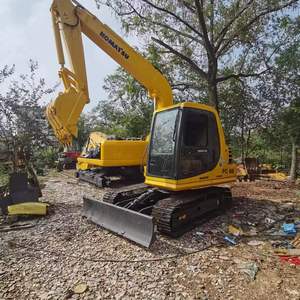 Komatsu PC60-8 Usada, Compacta y Fiable, Gran Potencia, Fuerte Fuerza de Excavación, Ahorro de Combustible, Fácil Mantenimiento, Ideal para Pequeñas Construcciones - Product Image 4