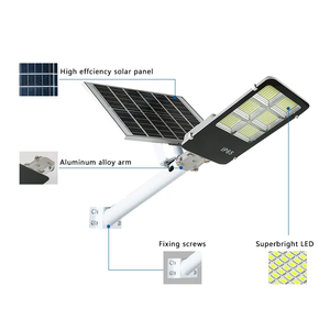 Réverbère solaire à lumen élevé 200W lumière LED étanche avec télécommande court pôle IP65 évalué pour une application routière - Product Image 5