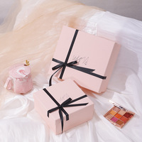 Sac de shopping rigide rose romantique écologique personnalisable avec gaufrage, emballage cadeau haut de gamme pour les fêtes et anniversaires féminins
