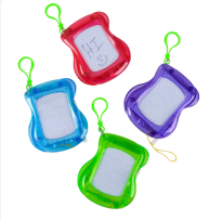 Mini Pizarra Magnética para Niños, 6 Colores, Borrable, para Dibujar y Garabatear, con Llavero de Plástico para Mochila, 4.5 Pulgadas, para Niños de 5 a 7 Años, Regalo de Cumpleaños - Product Image 6