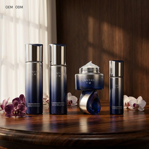Set de Cuidado Facial con Vitamina C, Suavizante, Optimizador de la Textura de la Piel, Antienvejecimiento, Triple Defensa, Acondicionamiento Diario de la Piel - Product Image 1