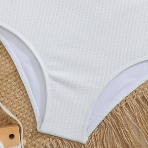 Traje de Baño de Dos Piezas para Niñas, Suave y Elástico, con Decoración de Estrella de Mar, Ideal para Playa, Natación y Deportes Acuáticos - Product Image 3