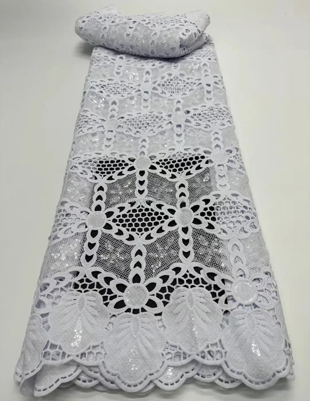 2024 Latest white African French Lace Fabric Embroidered Nigeria Guipure Tulle Lace Fabric With Beads For Party
