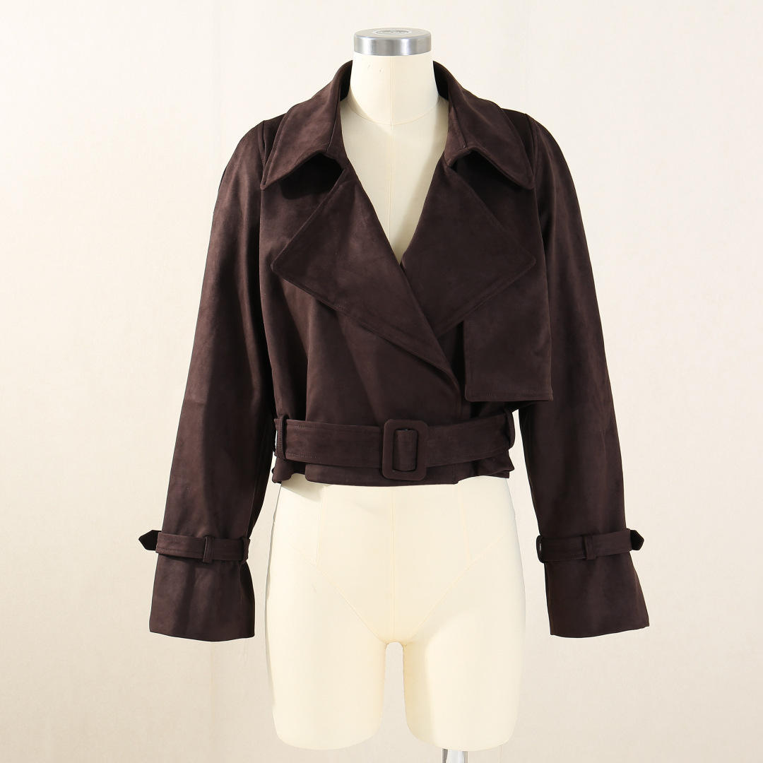 สีน้ำตาล