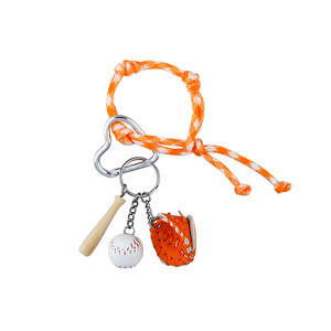 Nueva aleación Color cuerda béisbol conjunto deportes creativo Mini colgante llavero mochila decoración regalo versátil - Product Image 5