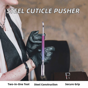 Pousse-cuticules professionnel en acier inoxydable mat, léger et durable, avec poignée antidérapante, double usage - Product Image 2