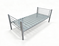 Lit simple moderne en métal tubulaire carré, en fer argenté, pour adultes