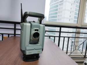 Gebruikte <span class=keywords><strong>Trimble</strong></span> S8 Totale Stationsnauwkeurigheid 2 ''Vergroting 30x <span class=keywords><strong>Station</strong></span> Totaal Topographique Robottotaal <span class=keywords><strong>Station</strong></span> Voor Landmeetkunde - Product Image 3