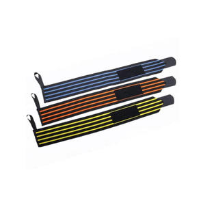 Muñequeras Deportivas Ajustables y Transpirables de Alta Demanda, Muñequeras de Soporte para Levantamiento de Pesas para Gimnasio - Product Image 1