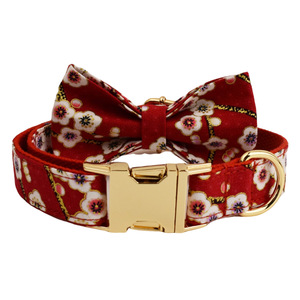 Ensemble collier et laisse pour <span class=keywords><strong>chien</strong></span> à motif floral classique fleur de prunier rouge, boucle en alliage de zinc avec nœud, réglable pour chiens de petite et grande taille - Product Image 2