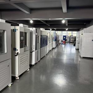 Équipement d'essai environnemental de chambre programmable à température et humidité constantes de laboratoire - Product Image 4