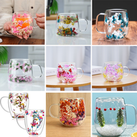 Tasse en verre à double paroi à haute teneur en borosilicate de luxe personnalisée, à fleur sèche esthétique, tasse à eau en verre de jus de lait et de café