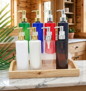 Vente en gros de flacons en plastique PET ambré de 100 ml, 200 ml, 300 ml, 500 ml avec pompe noire pour l'emballage de shampooing, d'après-shampooing et de gel douche - Product Image 6