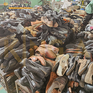 Scarpe usate nuove moda Sneakers sportive di seconda mano negozio di scarpe da uomo alla rinfusa - Product Image 3