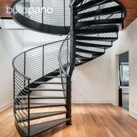 Escalier circulaire en métal sur mesure avec marches en marbre, chêne ou noyer pour villas modernes, appartements et espaces commerciaux