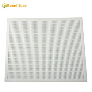 Materiale plastico paraspifferi in plastica bianca dalla fabbrica di prodotti delle api in Cina - Product Image 4