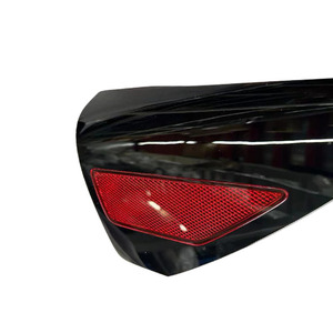 ที่ครอบพอร์ตการชาร์จ Y รุ่น3ของ Tesla 1518783-00-A แผงด้านขวา - Product Image 2