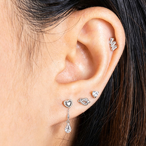 Boucles <span class=keywords><strong>d</strong></span>'oreilles en <span class=keywords><strong>argent</strong></span> sterling 925 Xinyun avec mini pendentifs en forme de cœur et fermoirs à vis pour filles - Product Image 4