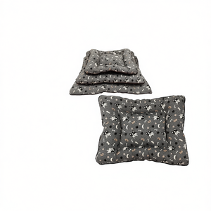 Set di Tre Pezzi di Alta Gamma per Cuccia per Cani in Cotone Spesso, Fondo Grigio con Elegante Design a Testa di Cane per Letti di Lusso per Animali Domestici - Product Image 2