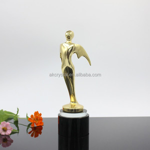 AKMT1572 chaude mode ange en métal trophée figurines/logo Personnalisé Or Ange ailes Conception Trophée <span class=keywords><strong>Oscar</strong></span> - Product Image 2