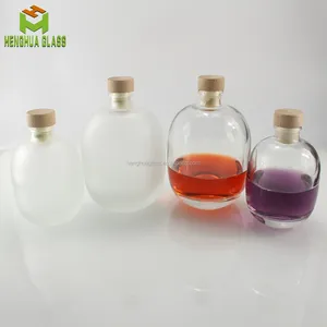 In magazzino 250ml 500ml trasparente glassato sferica gin bottiglia di vetro rotondo vodka liquore spirito bottiglia con tappo in sughero personalizzato xuzhou henghua