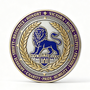 เหรียญรางวัลแบบหล่อขึ้นรูปด้วยโลหะผสมสังกะสีแบบกำหนดเอง สองด้าน พร้อมลายสิงโตสีน้ำเงินตามแบบราชสำนักและคำขวัญสร้างแรงบันดาลใจ - Product Image 1