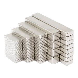 Magneti al Neodimio Rettangolari di Alta Qualità, Forte Magnetismo 20x10x3, Personalizzabili N35 N42 N45 N52 N55, Magneti in Terre Rare per Dropshipping - Product Image 3