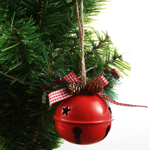 Grands grelots de Noël décoratifs en métal rouge et blanc de 90 mm avec pomme de pin et ruban - Product Image 2