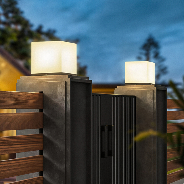 Solar Decorate Light Outdoors Garden Lawn Waterproof IP65 LED Landscape Park Pillar Light Courtyard Lamp Outdoor Garden Lights