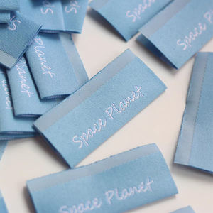 Etiqueta tejida de algodón personalizada para planchar, etiqueta tejida termoadhesiva, parche cosido, <span class=keywords><strong>etiquetas</strong></span> tejidas con tamaño y reverso adhesivo para <span class=keywords><strong>ropa</strong></span> - Product Image 6