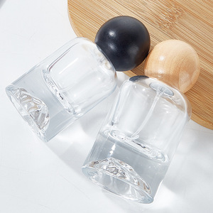 Botellas de perfume con base de vidrio, botellas recargables, botellas vacías, botellas cilíndricas de vidrio transparente con base gruesa y pulverizador, en stock. - Product Image 1