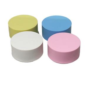 Bases redondas de silicona para pasteles, paquete de 4, forma cilíndrica, para práctica de decoración con fondant y glaseado. - Product Image 1